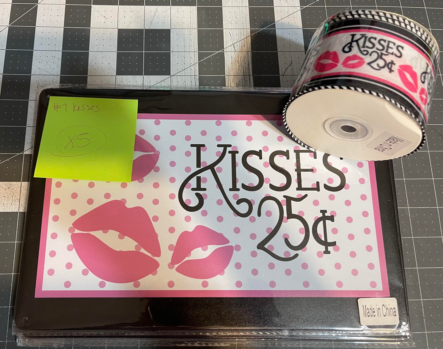 Kisses- Wreath Kit